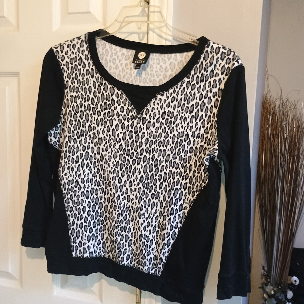 JNY Jones New York Sport Leopard Print Long Sleeve Top - Sz M - Picture 6 of 11